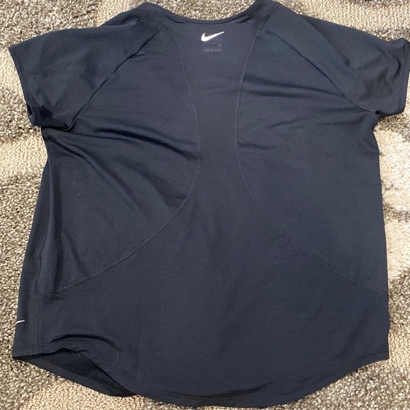 Nike Dri-Fit Athletic short sleeve Shirt. Size Large. - Picture 12 of 12